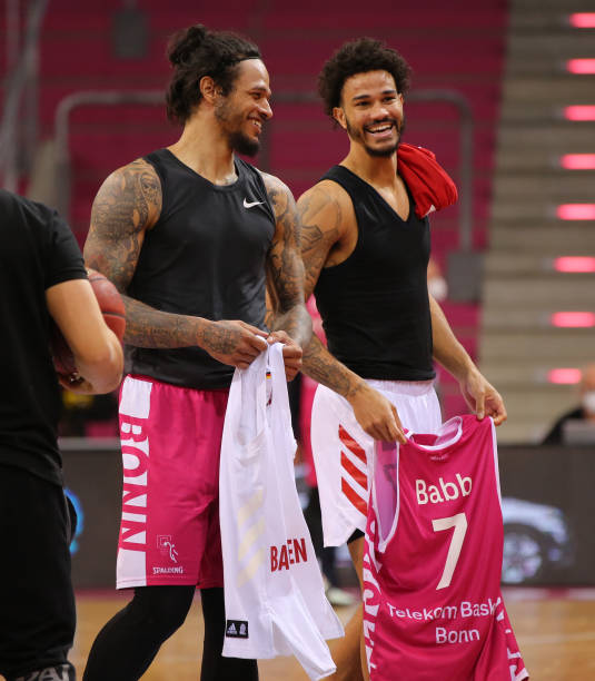 这一事件不 这一事件不